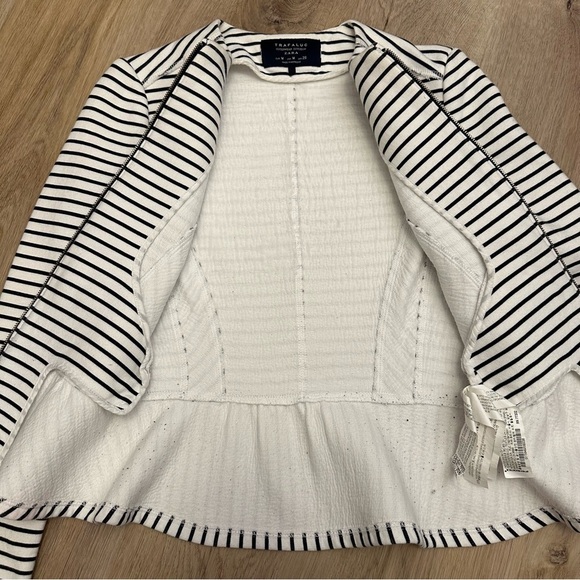 Zara White and Black Striped Full Zip Front Peplum Jacket size XS - Picture 5 of 12